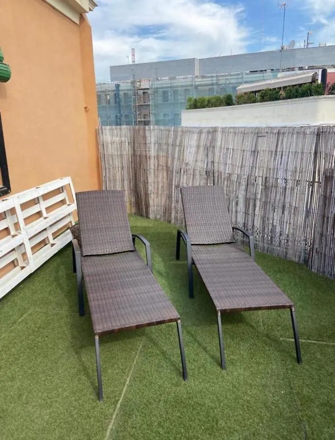 J2 Apartment With Cathedral Views From Terrace Séville Espagne